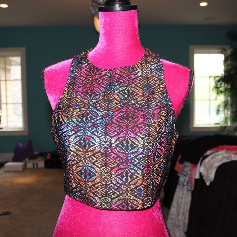 Top Shop Crop - Picture 2 of 3